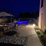 With Private Pool *