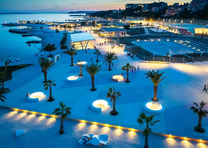 With Private Pool 아파트 *